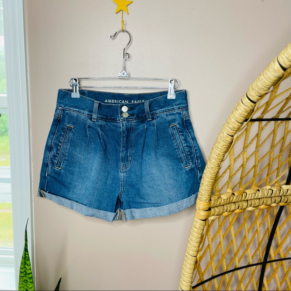 American eagle mom shorts